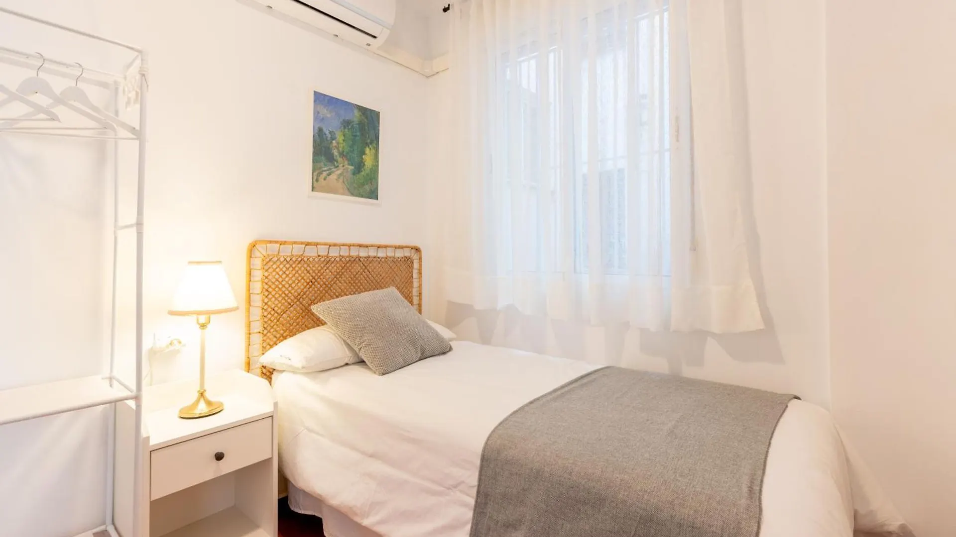 Bn Luminoso Apartamento Para Familias En Excelente Ubicacion Seville