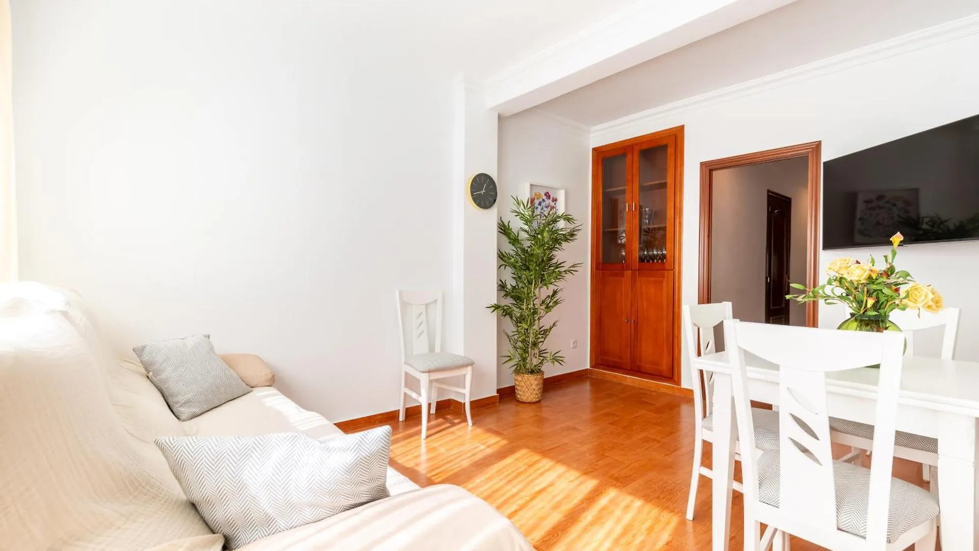 Apartment Bn Luminoso Apartamento Para Familias En Excelente Ubicacion Seville