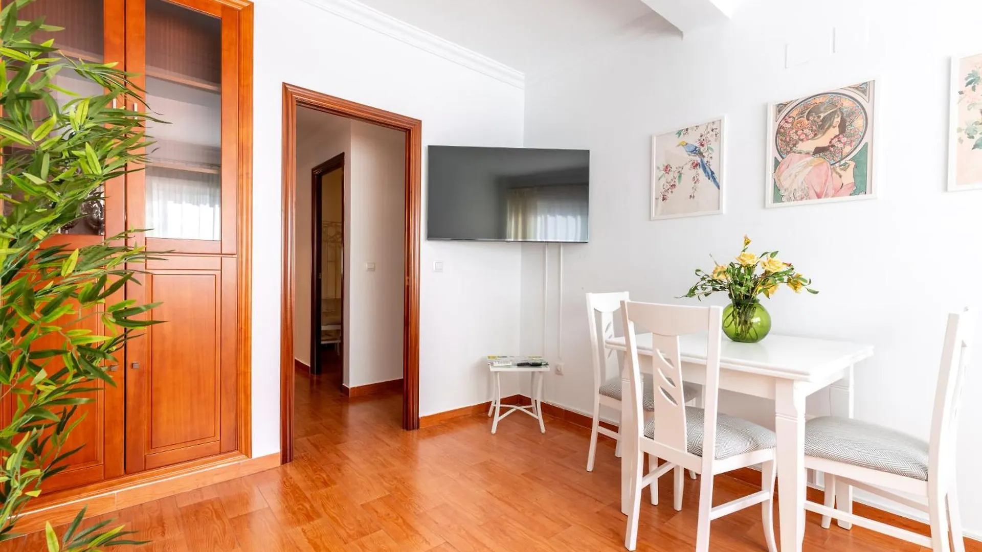 Bn Luminoso Apartamento Para Familias En Excelente Ubicacion Seville