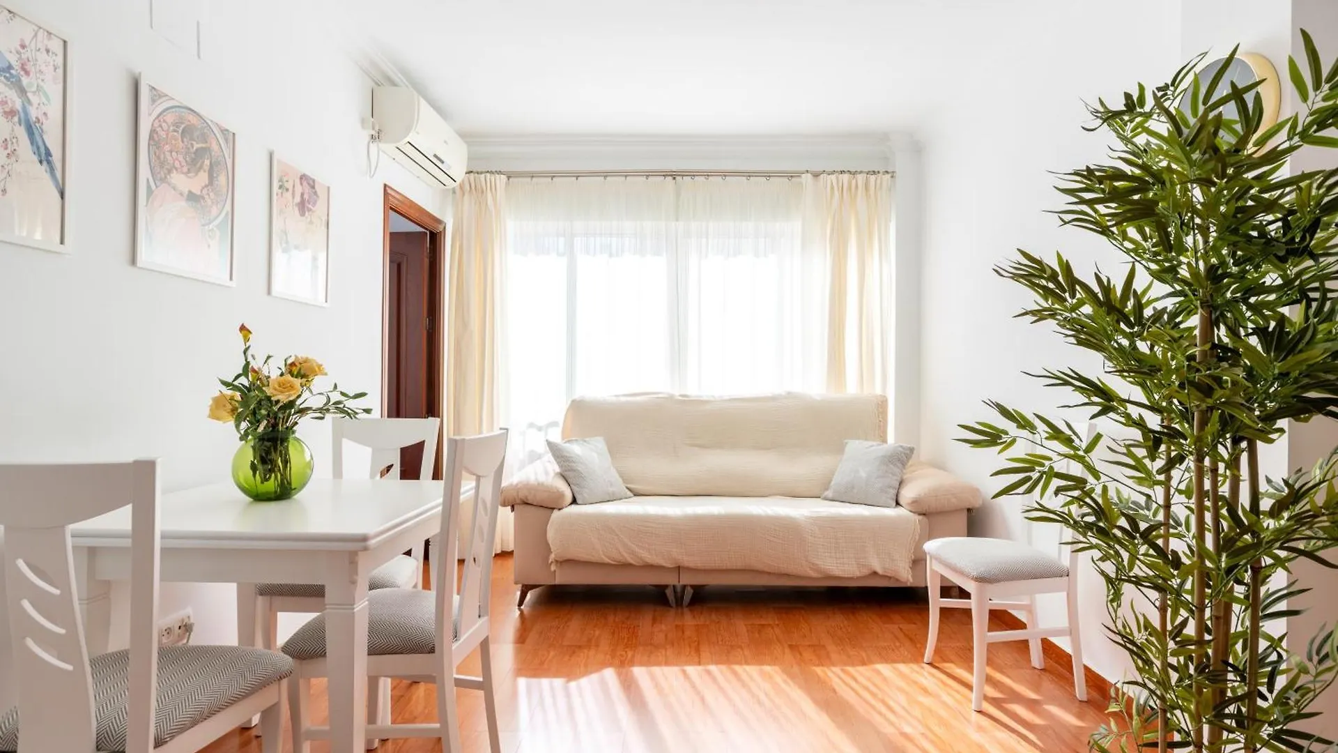 Bn Luminoso Apartamento Para Familias En Excelente Ubicacion Seville Spain