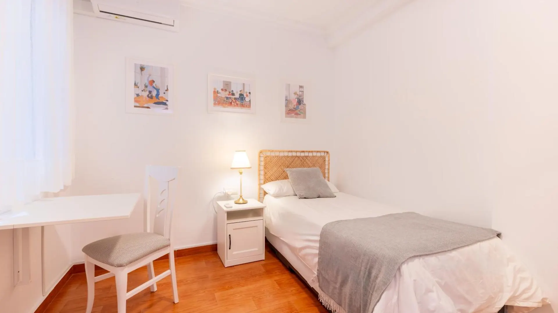 Bn Luminoso Apartamento Para Familias En Excelente Ubicacion Σεβίλλη